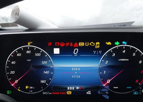 2023 Mercedes-Benz Glc 300 4Matic Suv from USA, damaged, VIN W1NKM4HB1PU023924